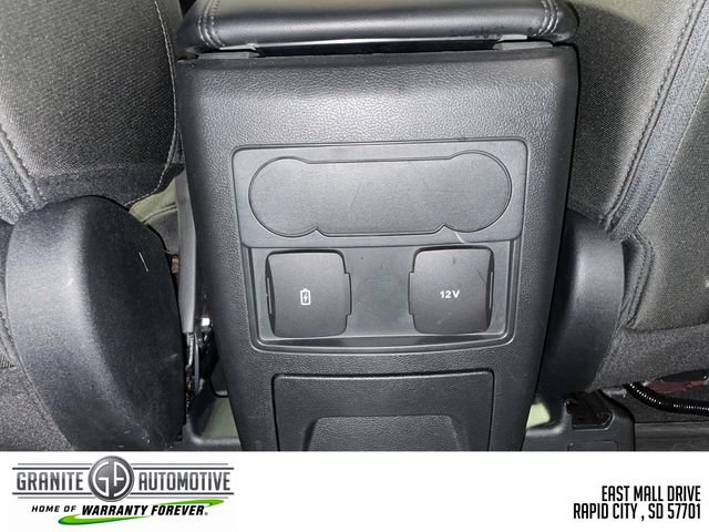 Used 2023 Ford Explorer XLT AWD/4WD image 19