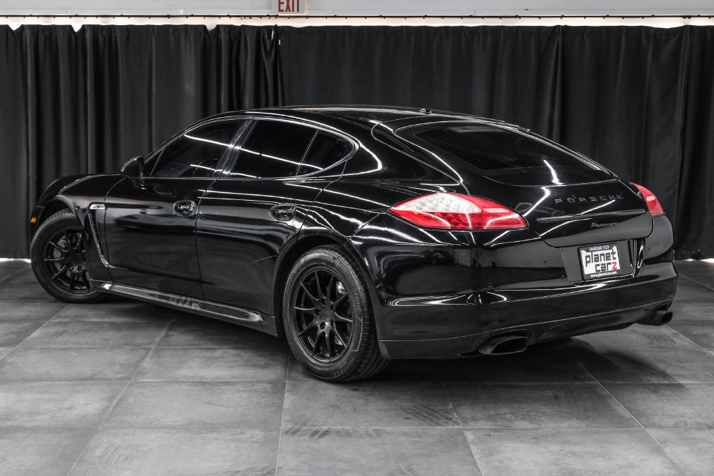 Used 2012 Porsche Panamera 4 image 9