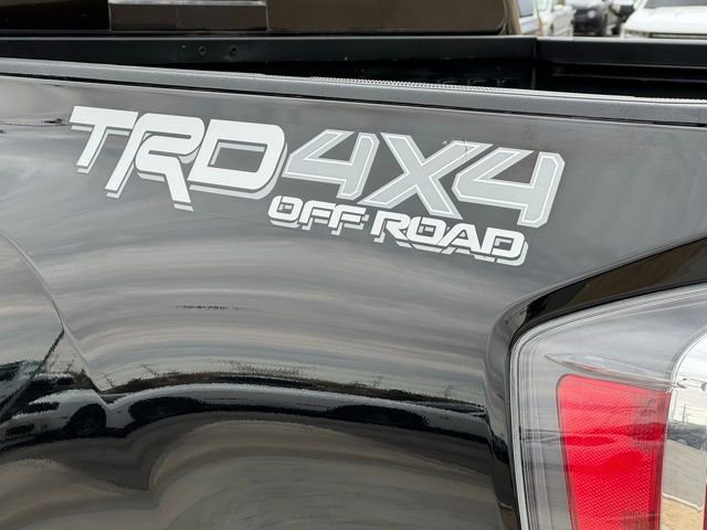 Used 2023 Toyota Tacoma TRD Off-Road image 12