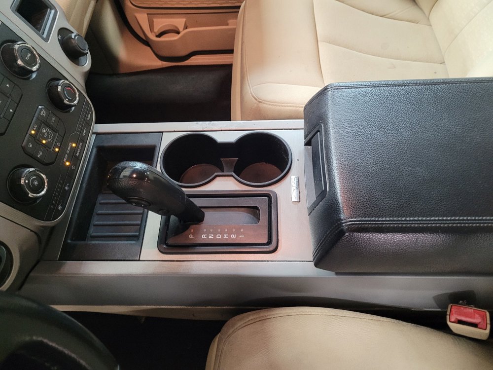 Used 2015 Ford Expedition EL XLT image 26