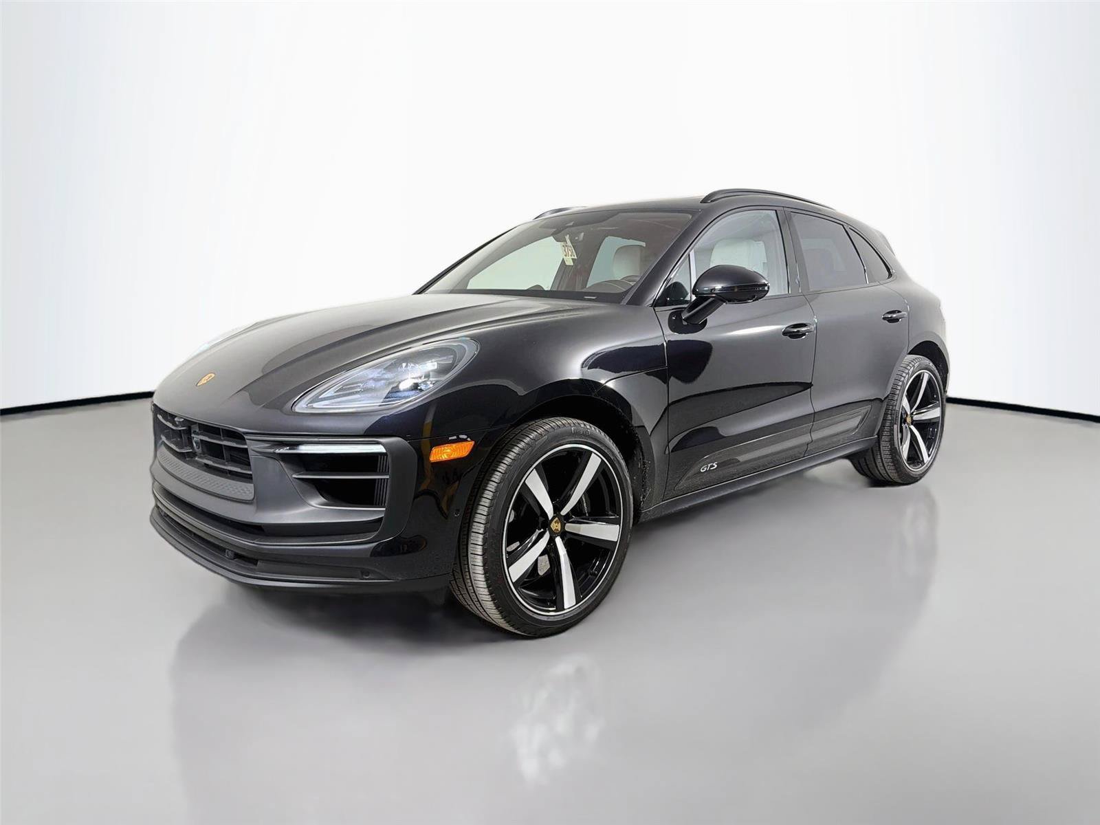 Certified 2026 Porsche Macan GTS
