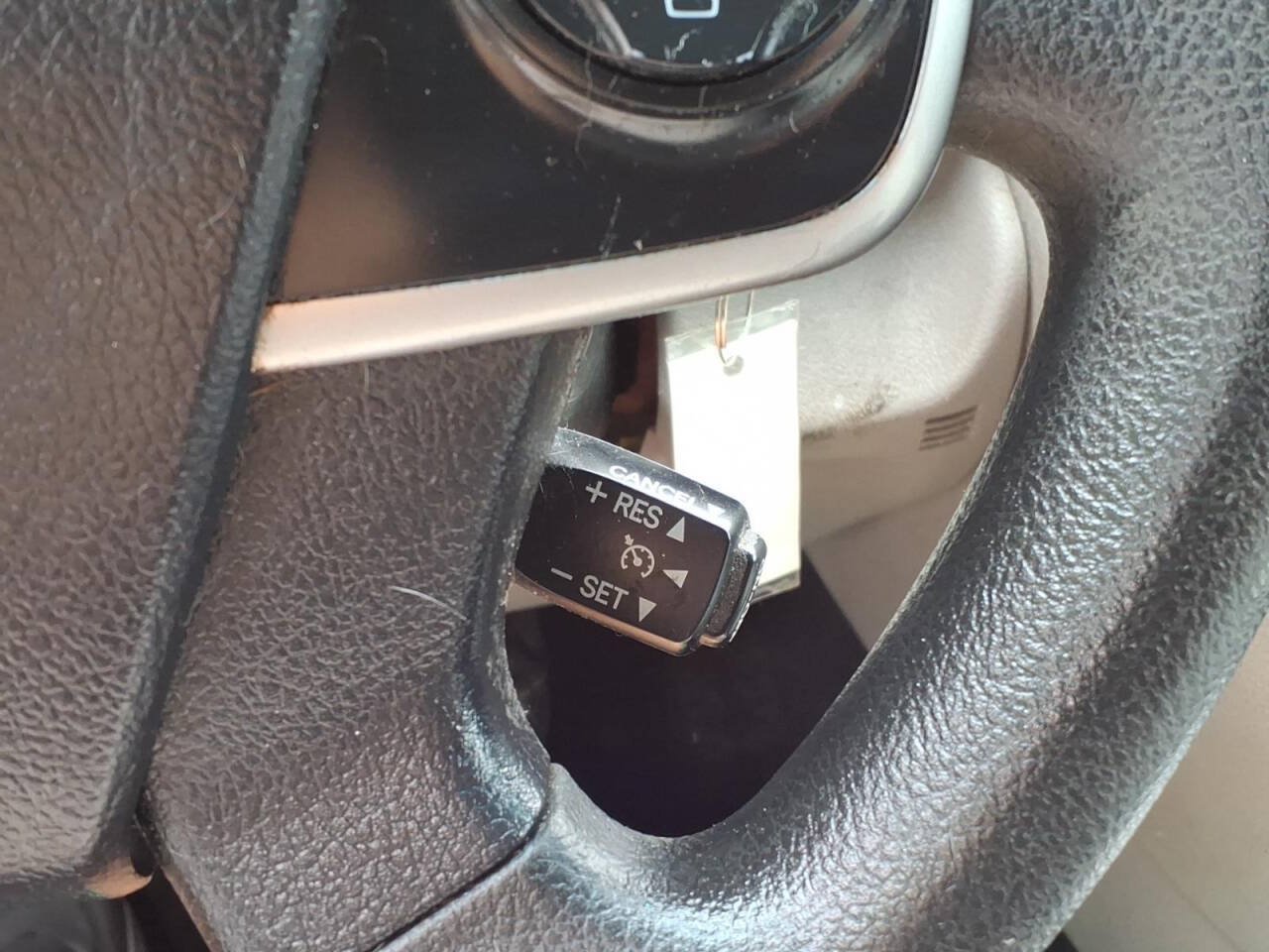 Used 2014 Toyota Camry FWD image 21