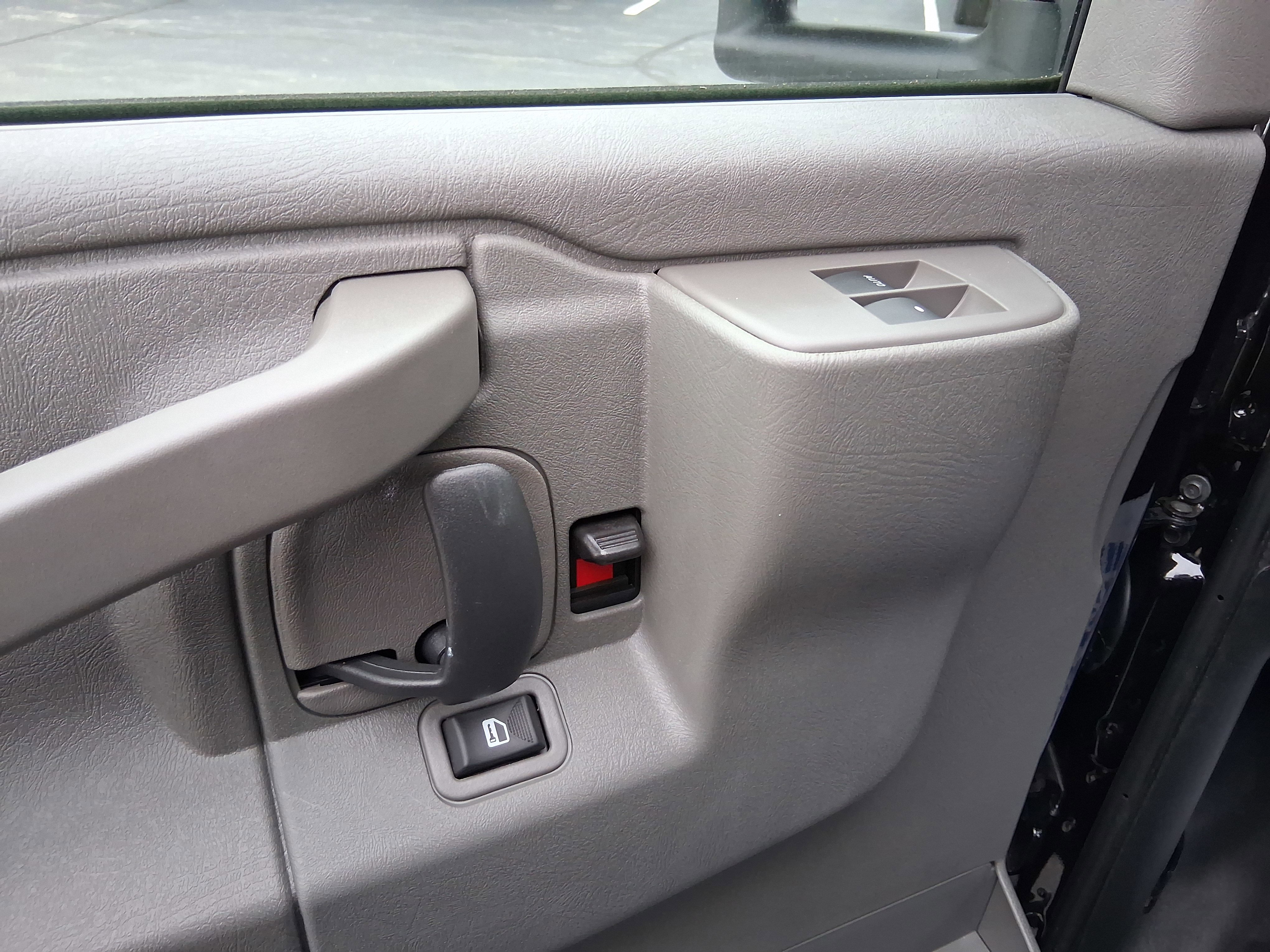 New 2025 GMC Savana 3500 w/ Power Convenience Package image 21