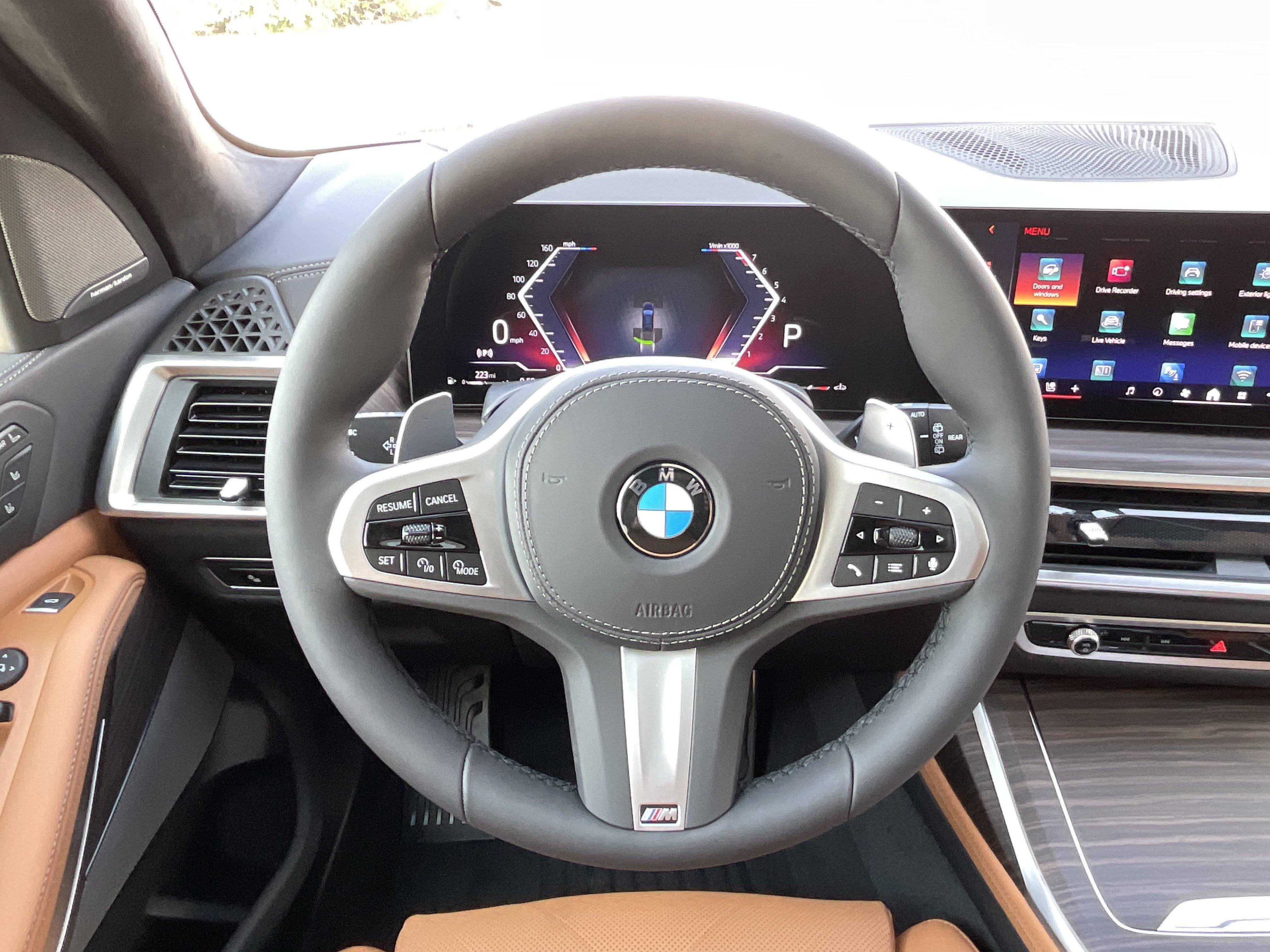 New 2027 BMW X7 xDrive40i w/ Executive Package AWD/4WD image 13
