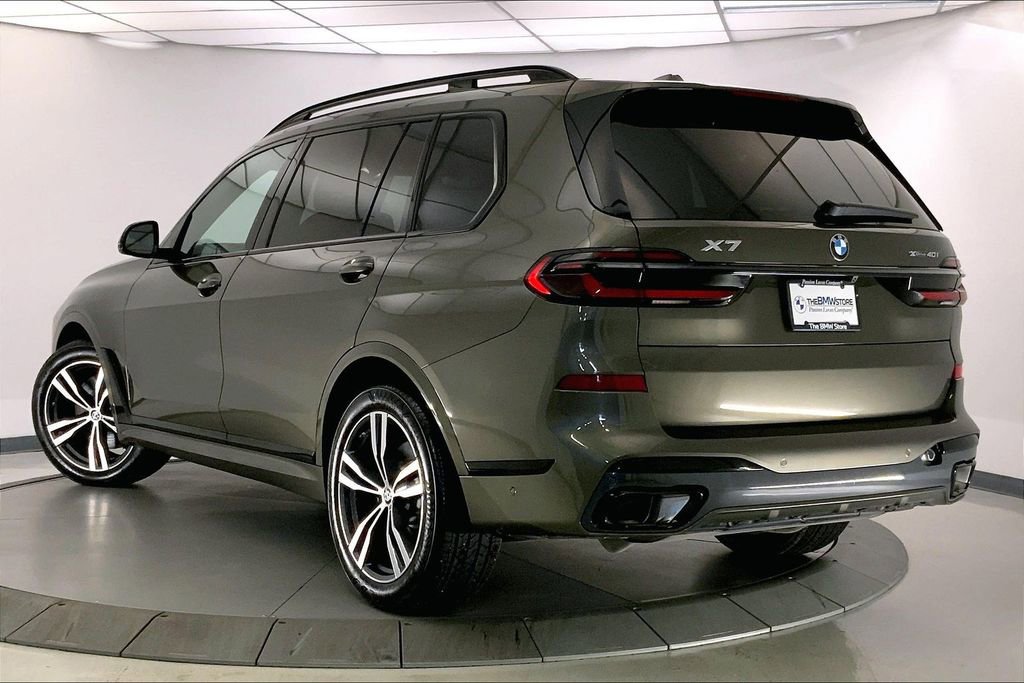 Used 2026 BMW X7 xDrive40i image 10