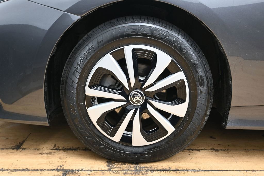 Used 2018 Toyota Prius Prime Plus image 13