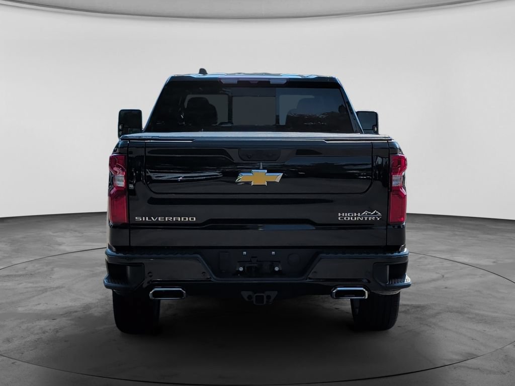 Used 2026 Chevrolet Silverado 1500 High Country w/ High Country Premium Package AWD/4WD image 6