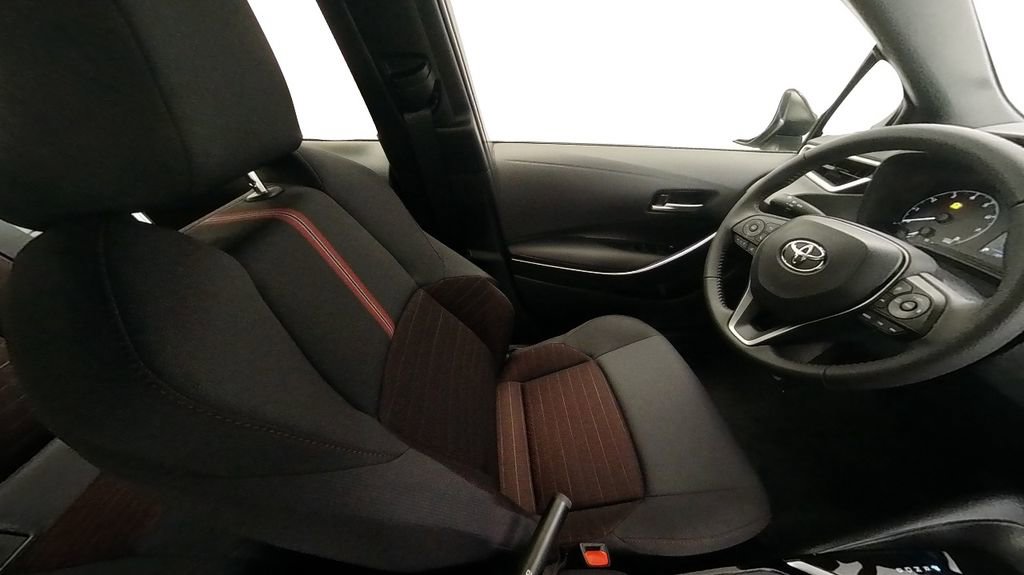 Certified 2024 Toyota Corolla SE image 27