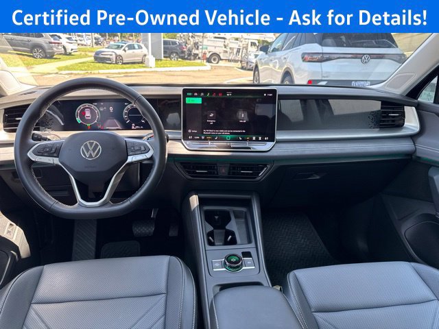Certified 2026 Volkswagen Tiguan SE w/ Panoramic Sunroof Package AWD/4WD image 4