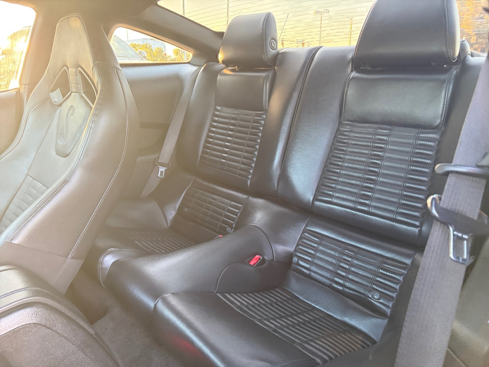 Used 2012 Ford Mustang Shelby GT500 w/ SVT Performance Pkg RWD image 26