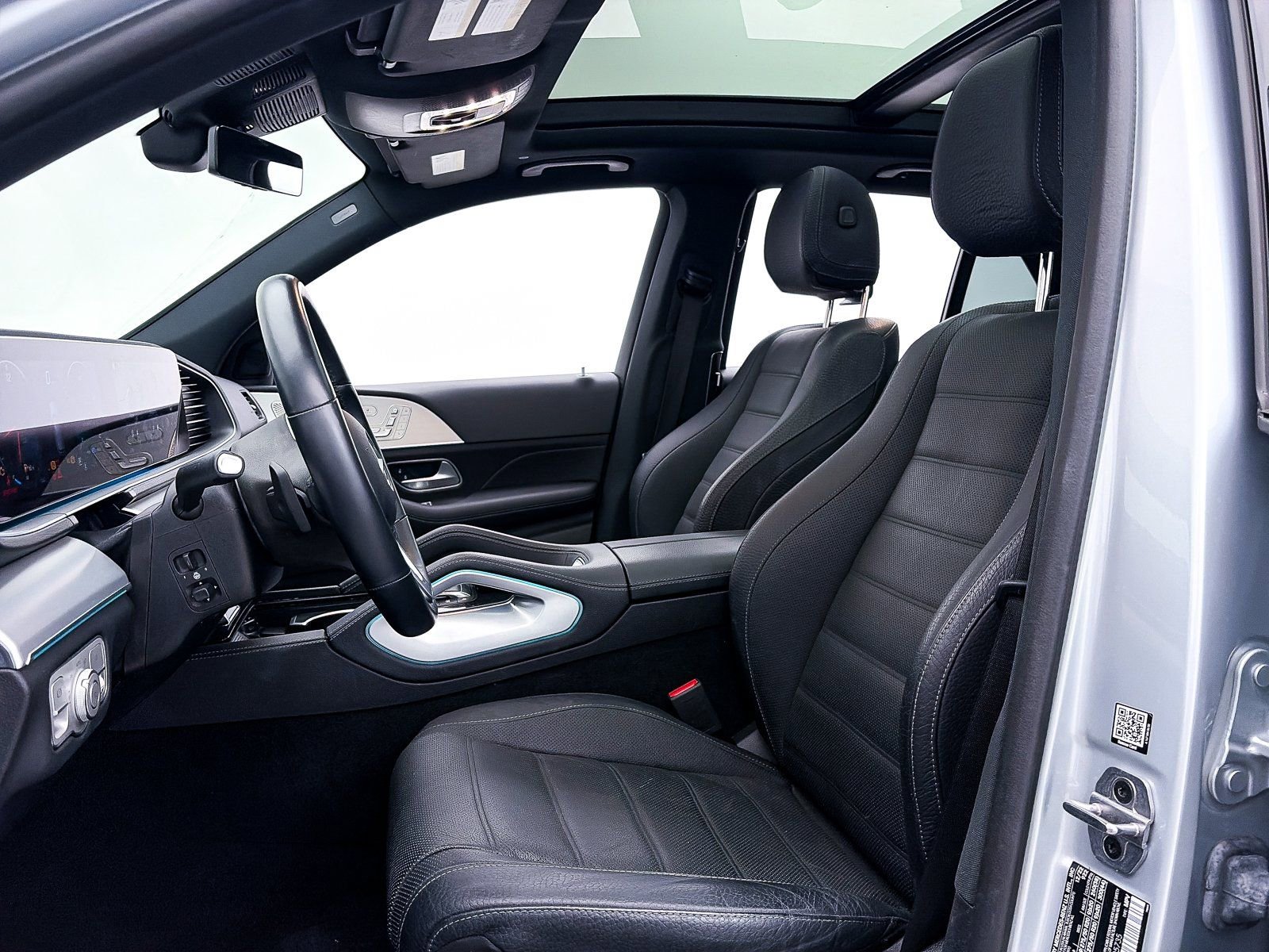 Used 2023 Mercedes-Benz GLE 450 4MATIC w/ AMG Line Exterior image 21