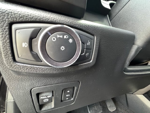 Used 2020 Ford Expedition Limited w/ Texas Edition Package RWD image 6