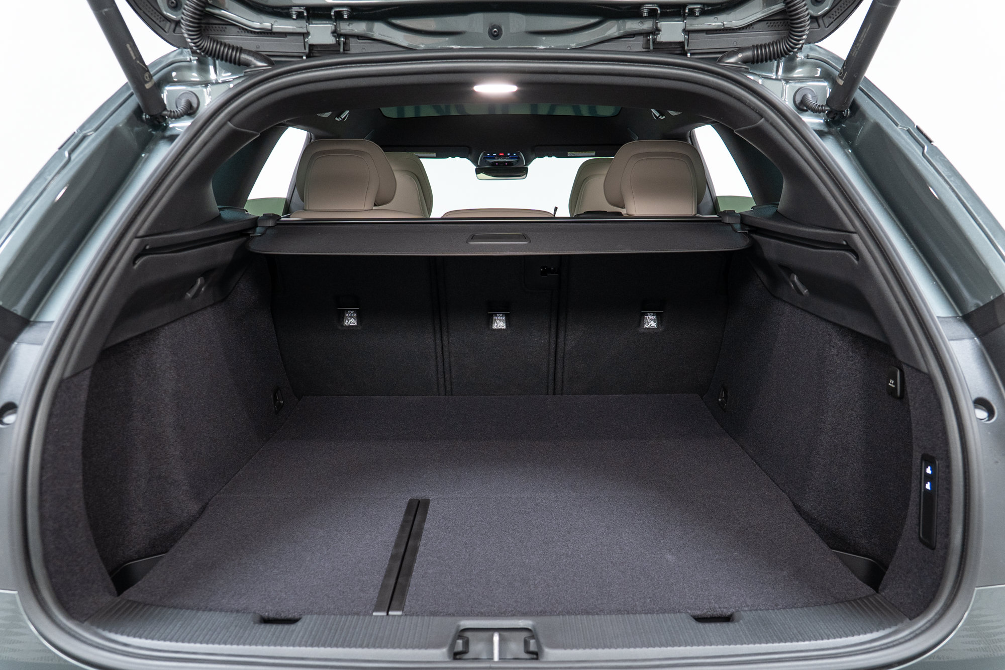 New 2027 Volvo EX60 Ultra AWD/4WD image 10