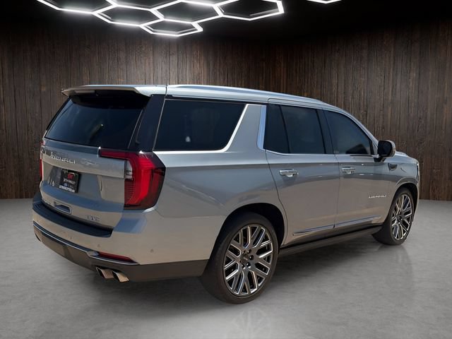 Used 2025 GMC Yukon Denali Ultimate AWD/4WD image 7