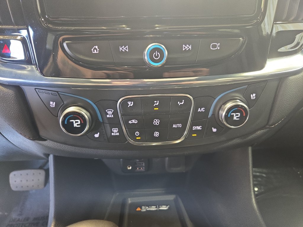 Used 2023 Chevrolet Traverse High Country AWD/4WD image 25