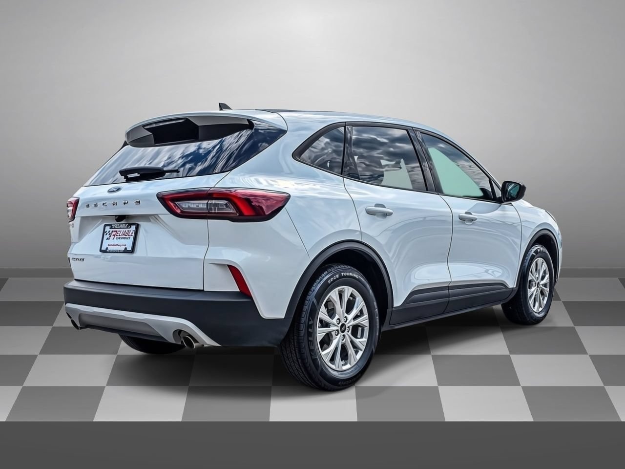Used 2025 Ford Escape Active FWD image 6