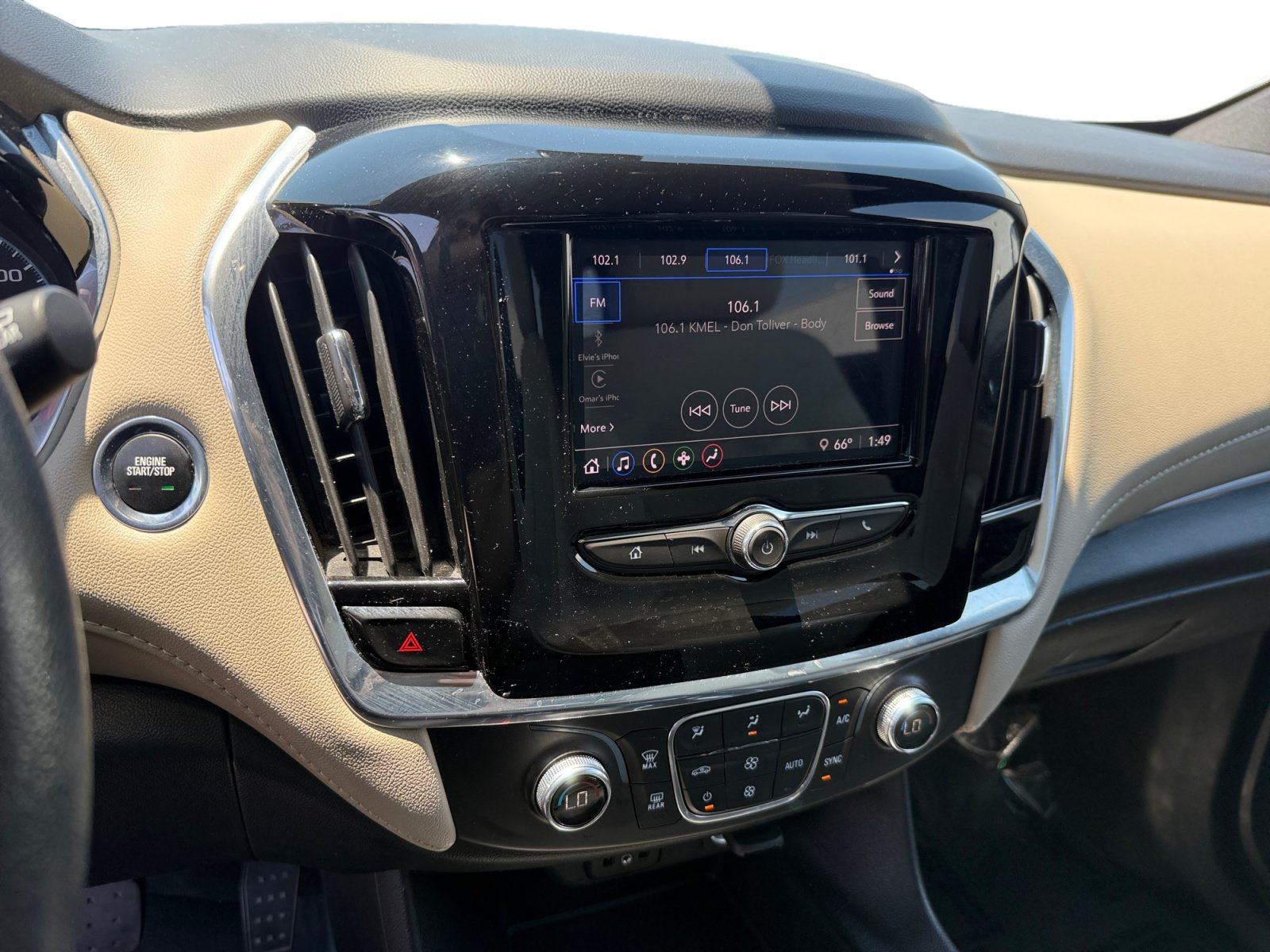 Used 2022 Chevrolet Traverse LS AWD/4WD image 12