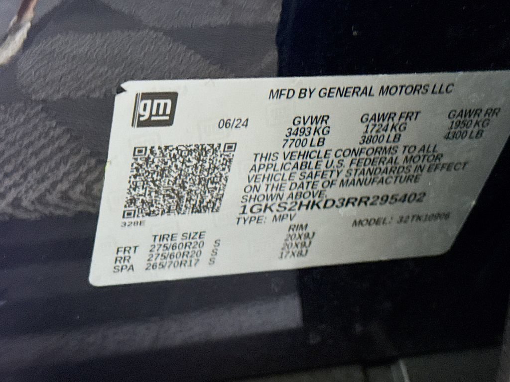 Used 2024 GMC Yukon XL AT4 AWD/4WD image 39
