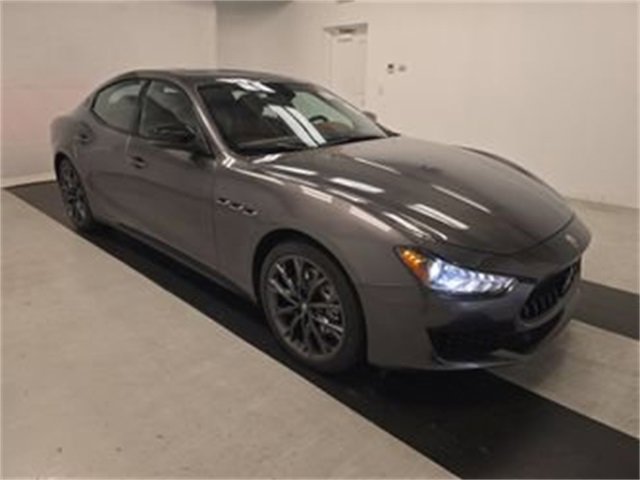 Used 2020 Maserati Ghibli S image 1