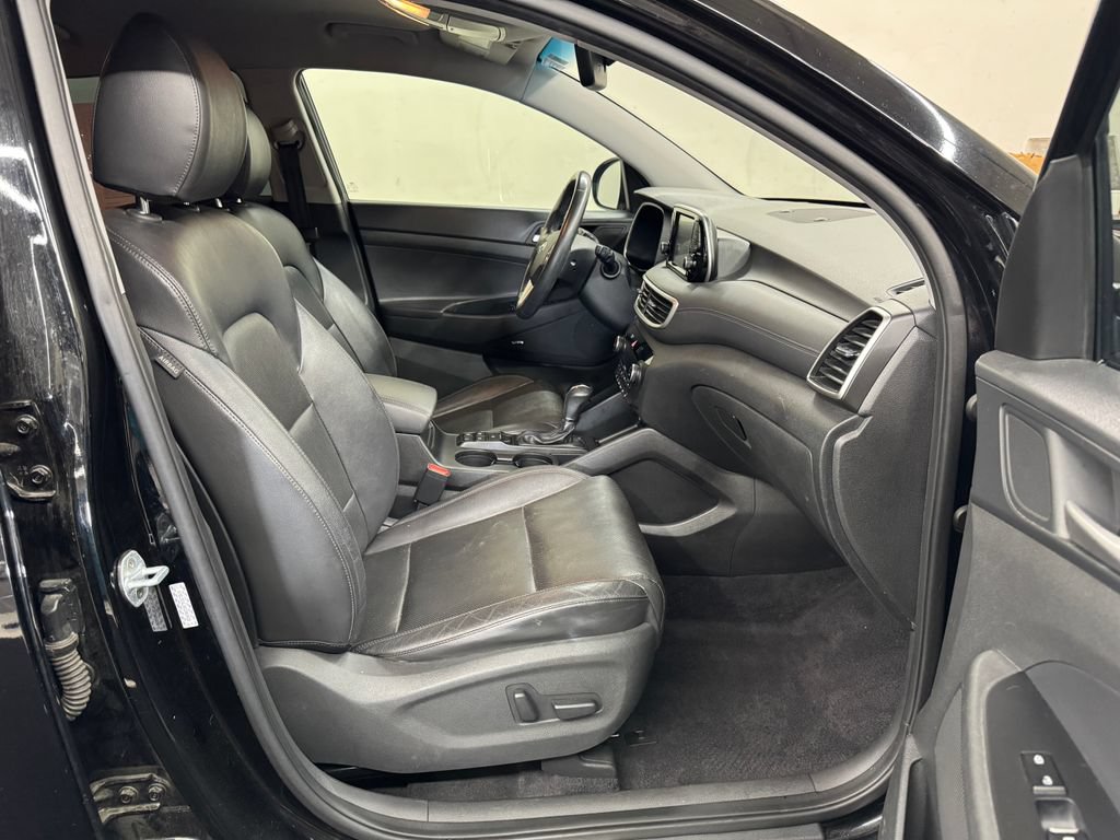 Used 2019 Hyundai Tucson Limited w/ Cargo Package AWD/4WD image 28