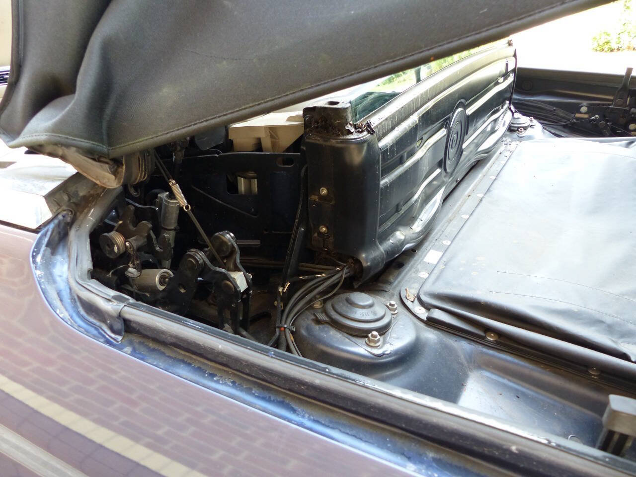 Used 2012 BMW 650i Convertible RWD image 44
