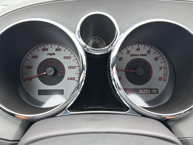 Used 2007 Pontiac Solstice Convertible w/ Premium Package RWD image 10