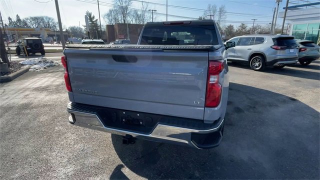 Used 2024 Chevrolet Silverado 1500 LT image 9
