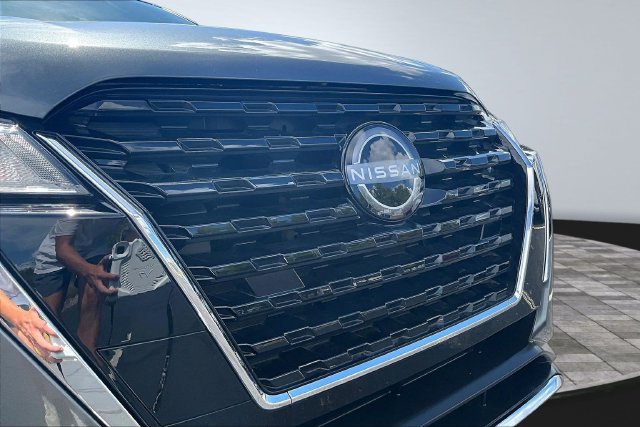 Used 2024 Nissan Kicks S FWD image 29