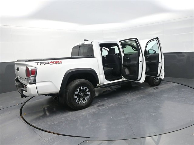Used 2020 Toyota Tacoma TRD Off-Road image 41