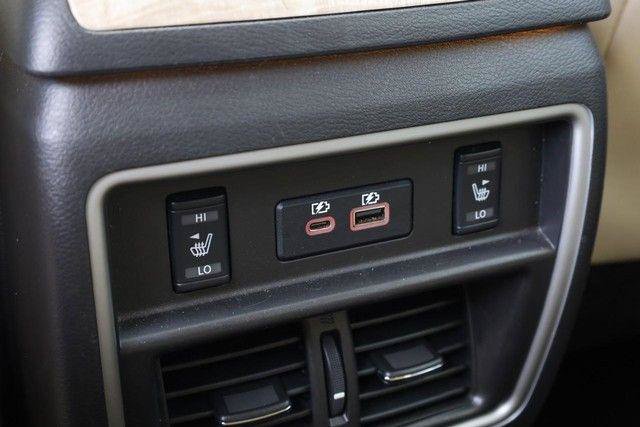 Used 2020 Nissan Murano SL w/ Moonroof Package FWD image 26