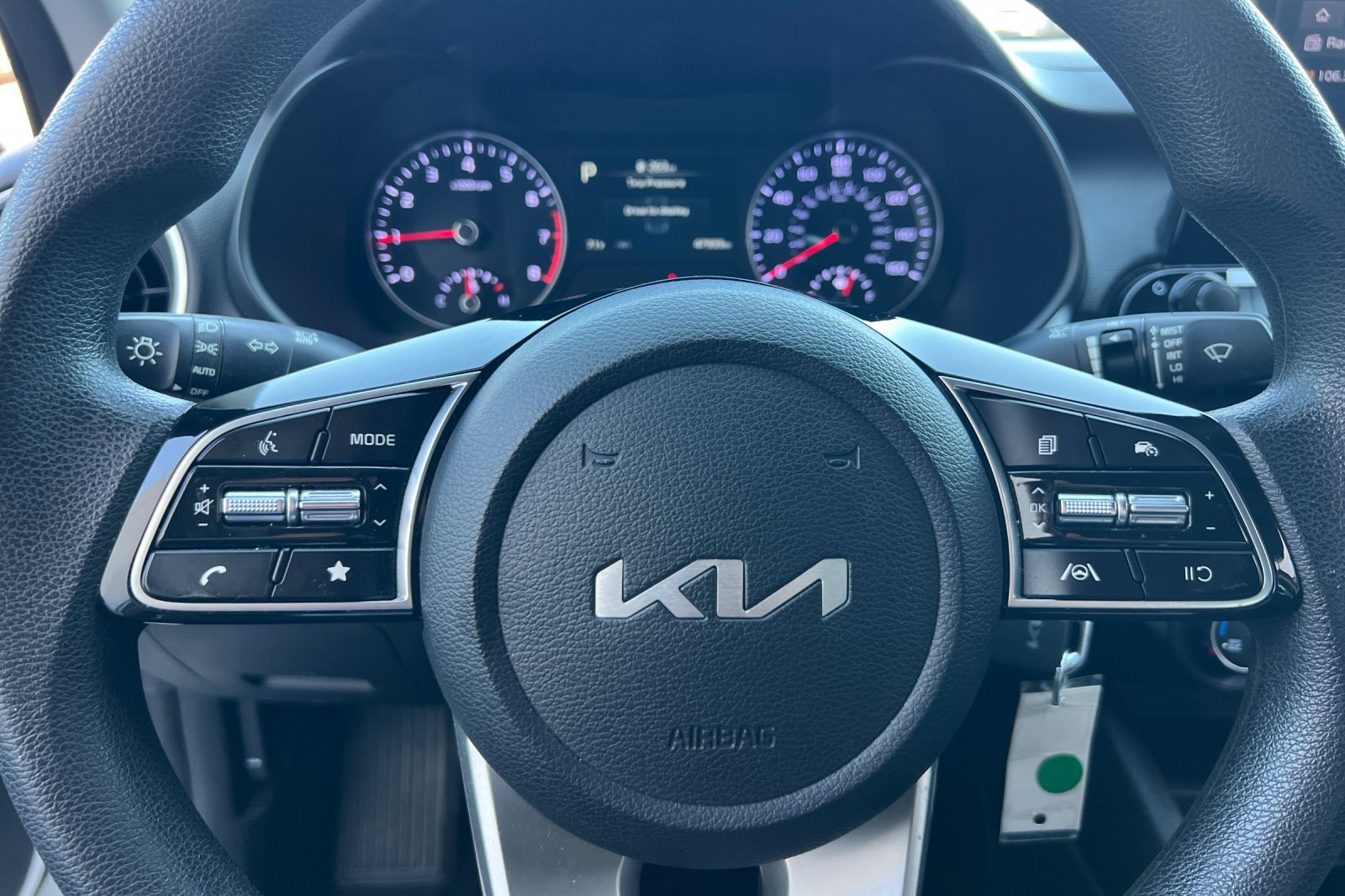 Used 2023 Kia Forte LXS image 21