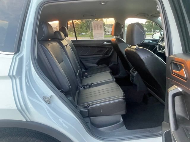 Used 2024 Volkswagen Tiguan SE AWD/4WD image 30