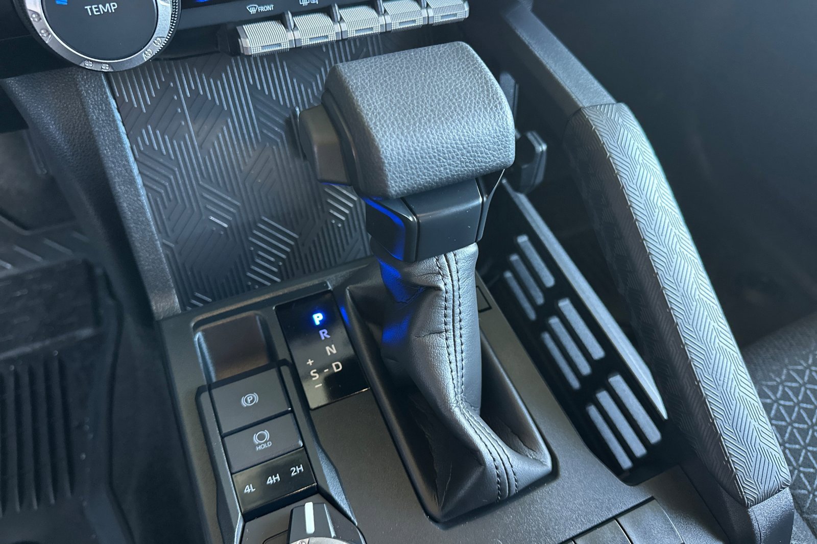 Used 2025 Toyota 4Runner SR5 image 24