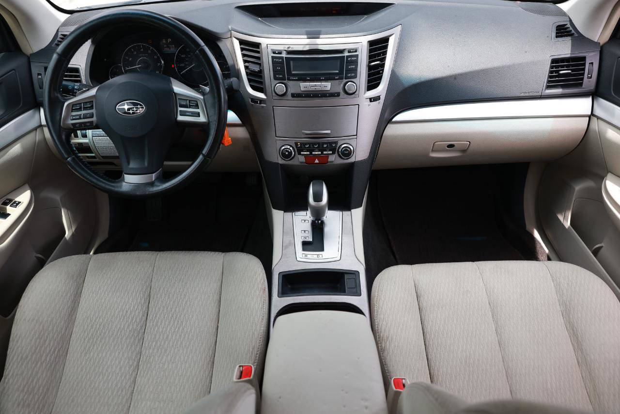 Used 2012 Subaru Outback 2.5i Premium w/ Popular Pkg 1B AWD/4WD image 2