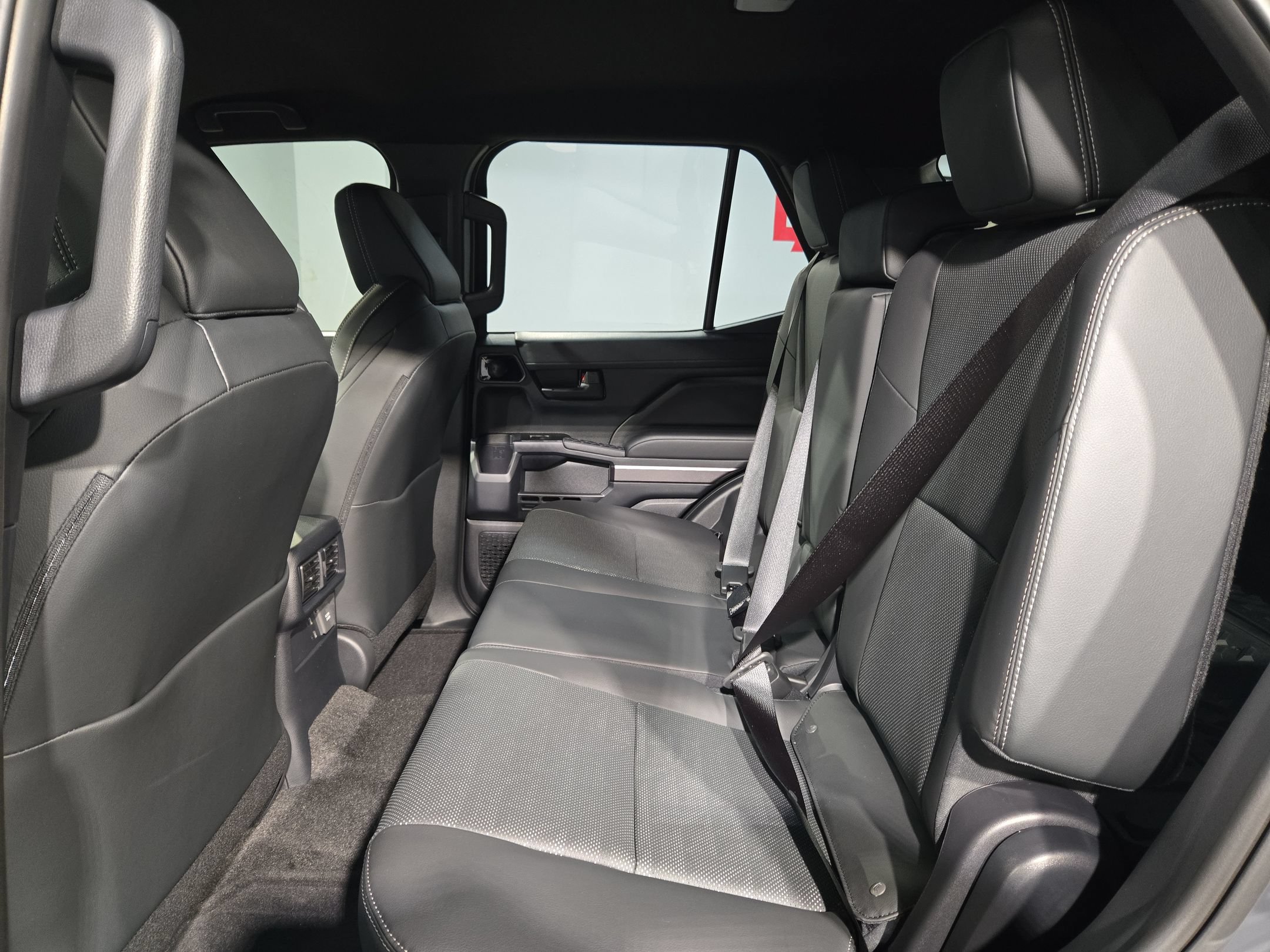 New 2026 Toyota 4Runner TRD Off-Road Premium AWD/4WD image 23
