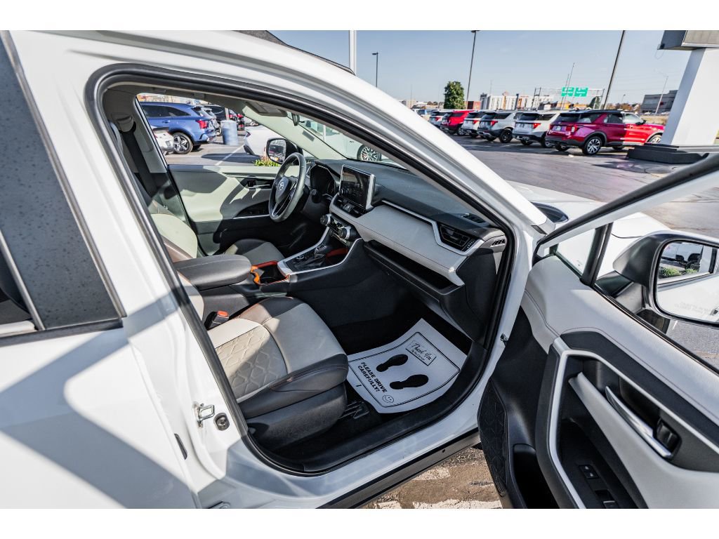 Used 2023 Toyota RAV4 Adventure image 22