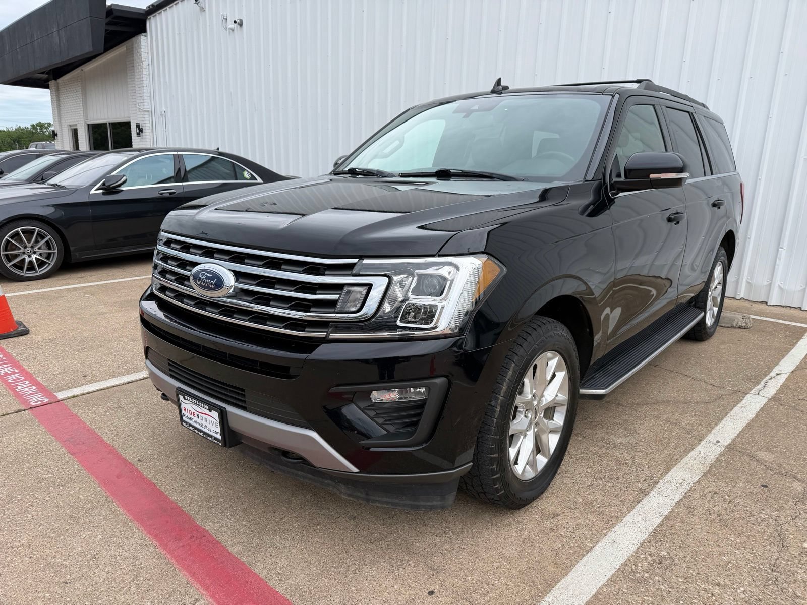 Used 2020 Ford Expedition XLT w/ Equipment Group 202A