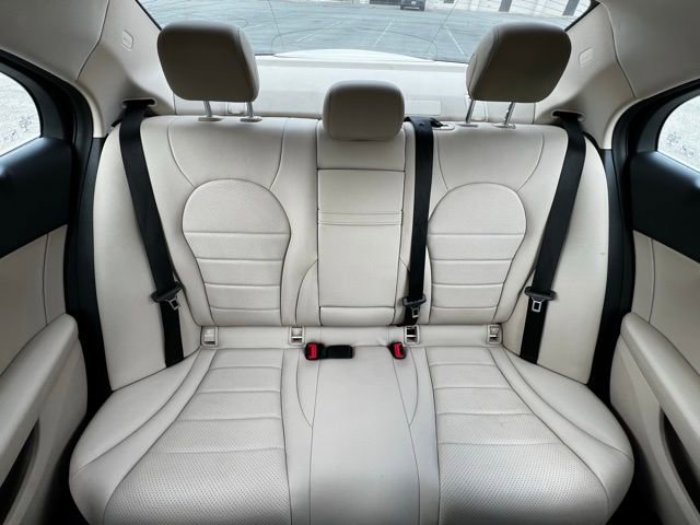 Used 2018 Mercedes-Benz C 300 4MATIC Sedan image 24