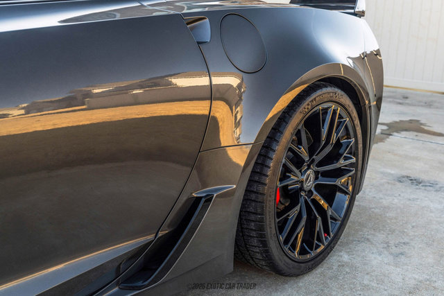 Used 2016 Chevrolet Corvette Z06 w/ 3LZ Preferred Equipment Group image 86