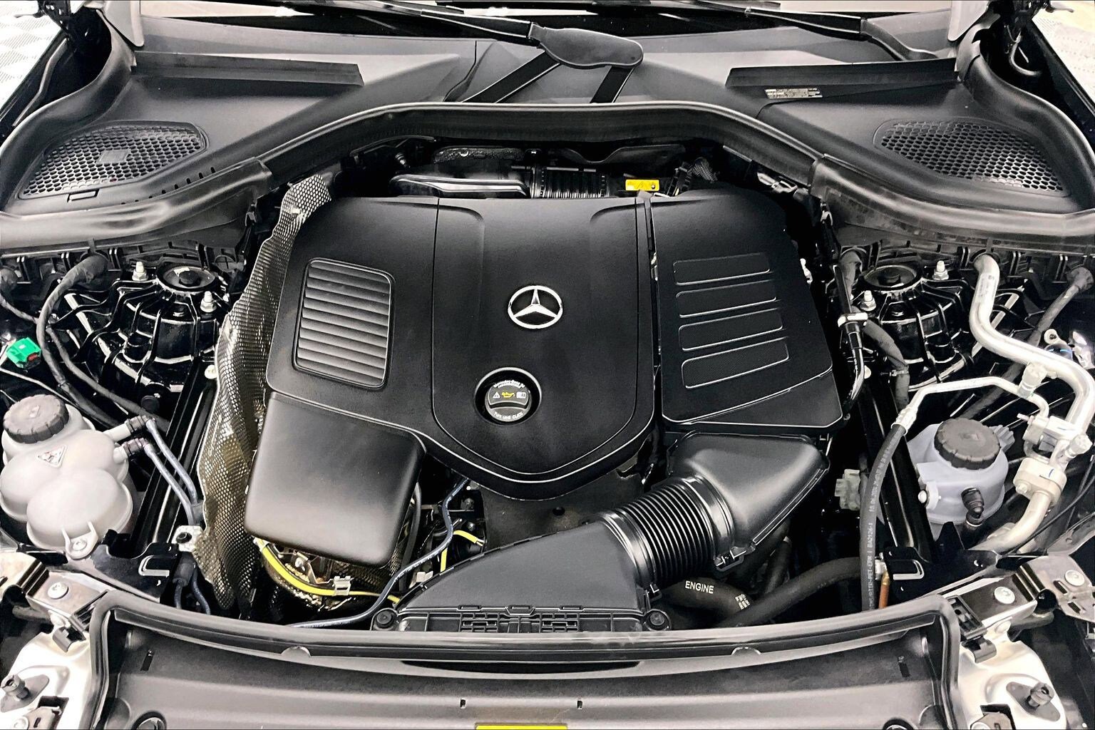 Certified 2025 Mercedes-Benz GLC 350e 4MATIC image 9