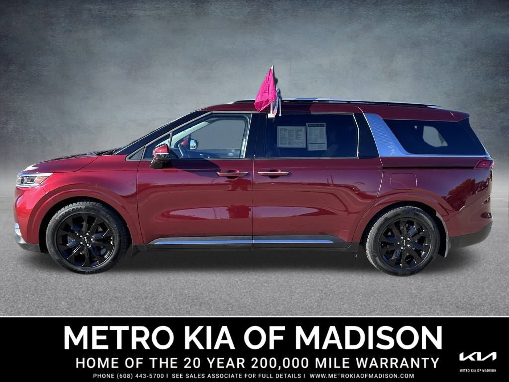 Used 2023 Kia Carnival SX Prestige image 9