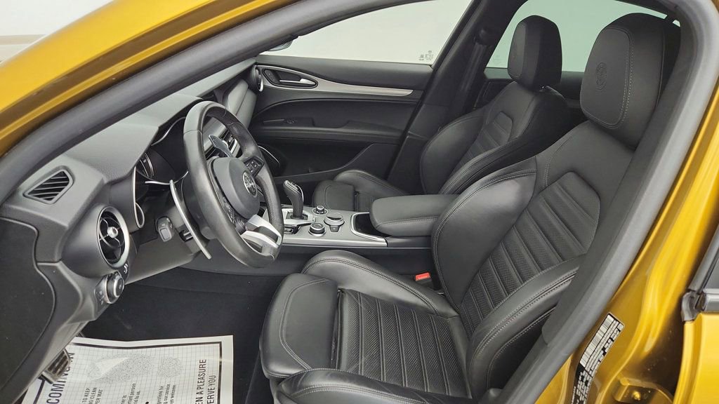 Used 2023 Alfa Romeo Stelvio Veloce image 58
