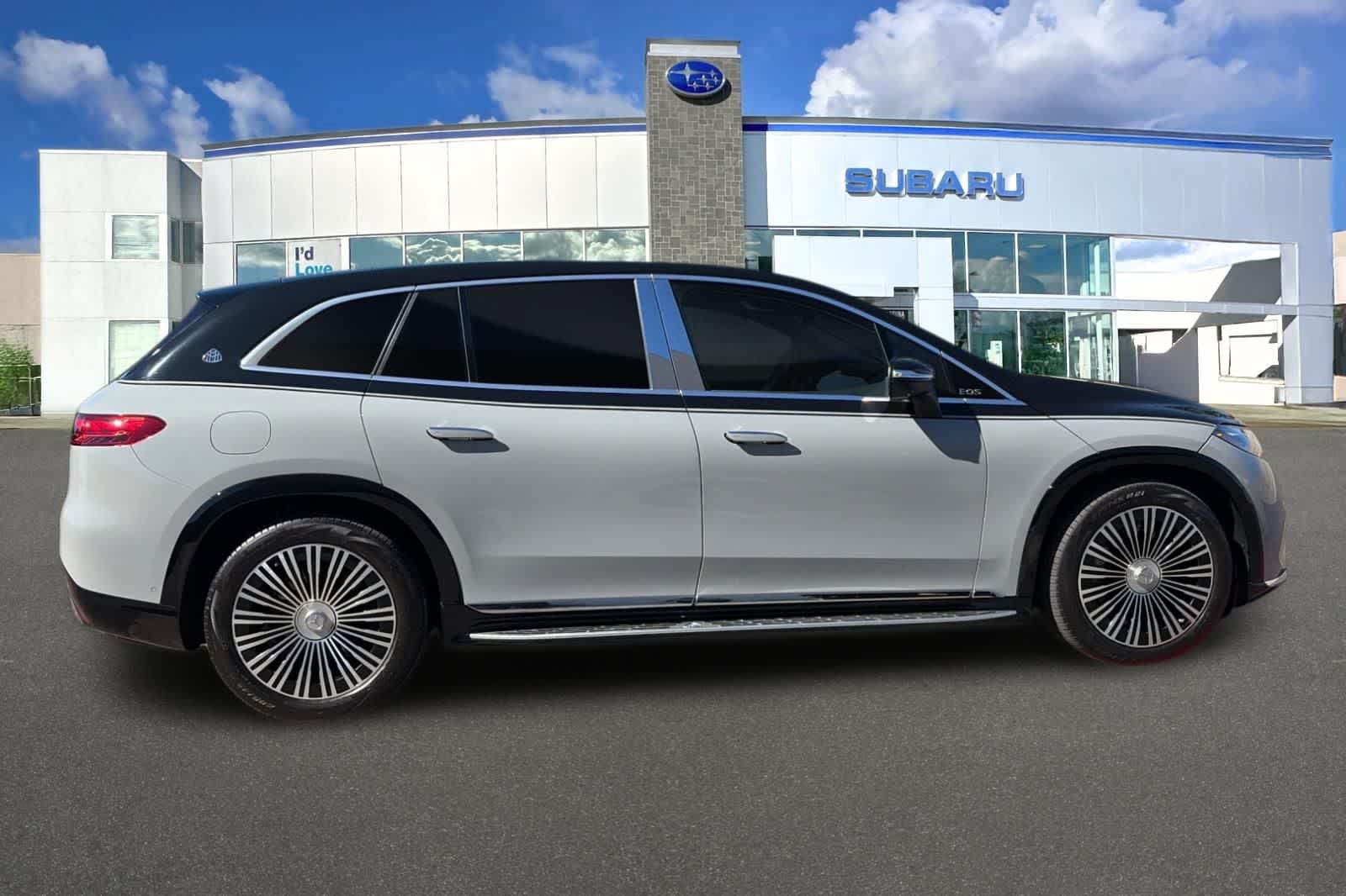 Used 2024 Mercedes-Benz Maybach EQS 680 4MATIC image 6