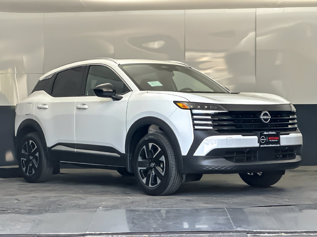 New 2027 Nissan Kicks SV w/ SV Premium Package AWD/4WD image 1