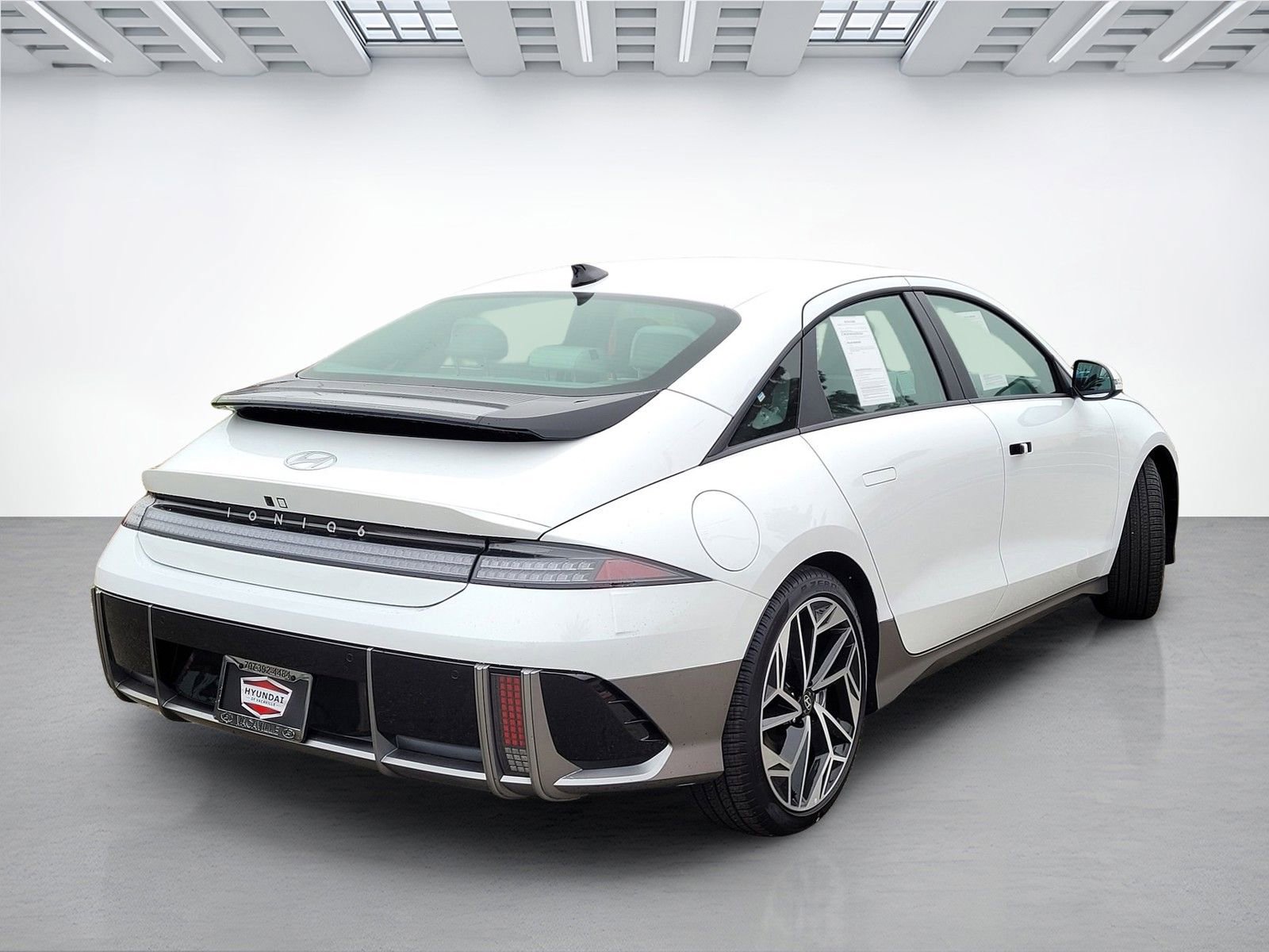 Certified 2025 Hyundai Ioniq 6 SEL image 11