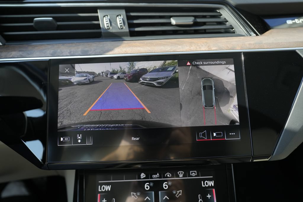 Used 2019 Audi e-tron Prestige AWD/4WD image 63