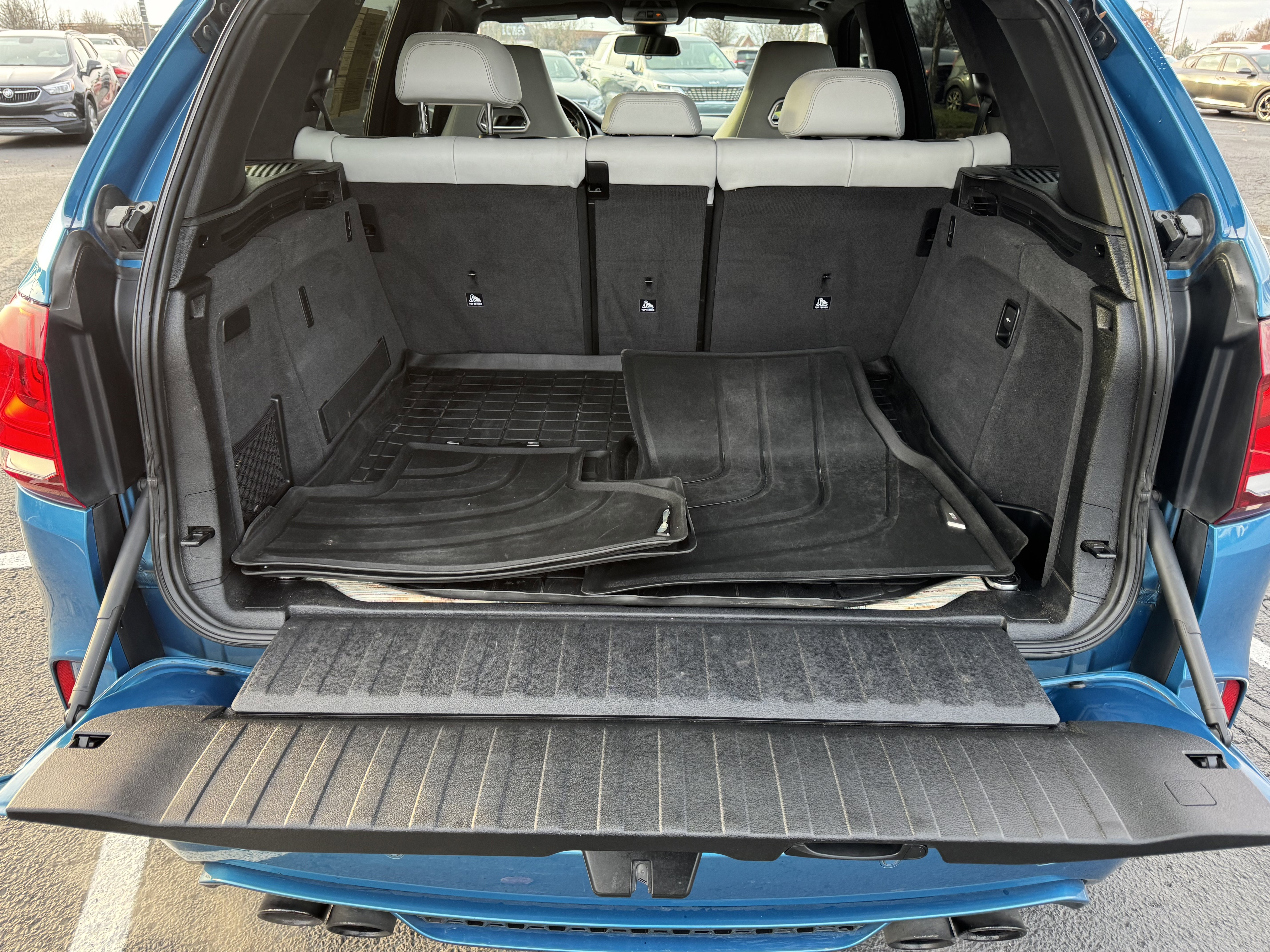 Used 2016 BMW X5 M image 17