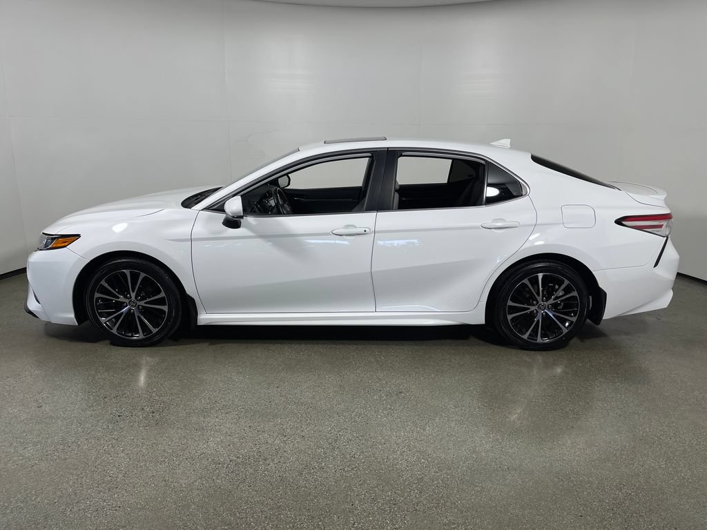 Certified 2020 Toyota Camry SE FWD image 6