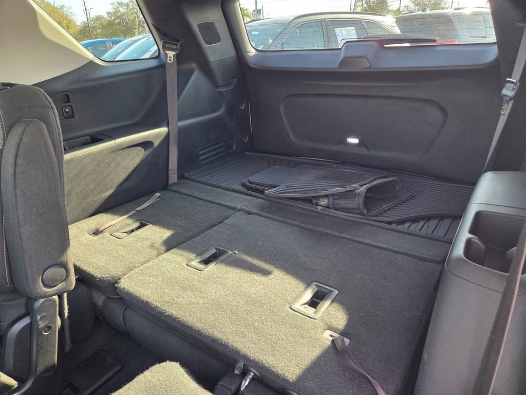 Used 2018 Chevrolet Traverse LT image 6