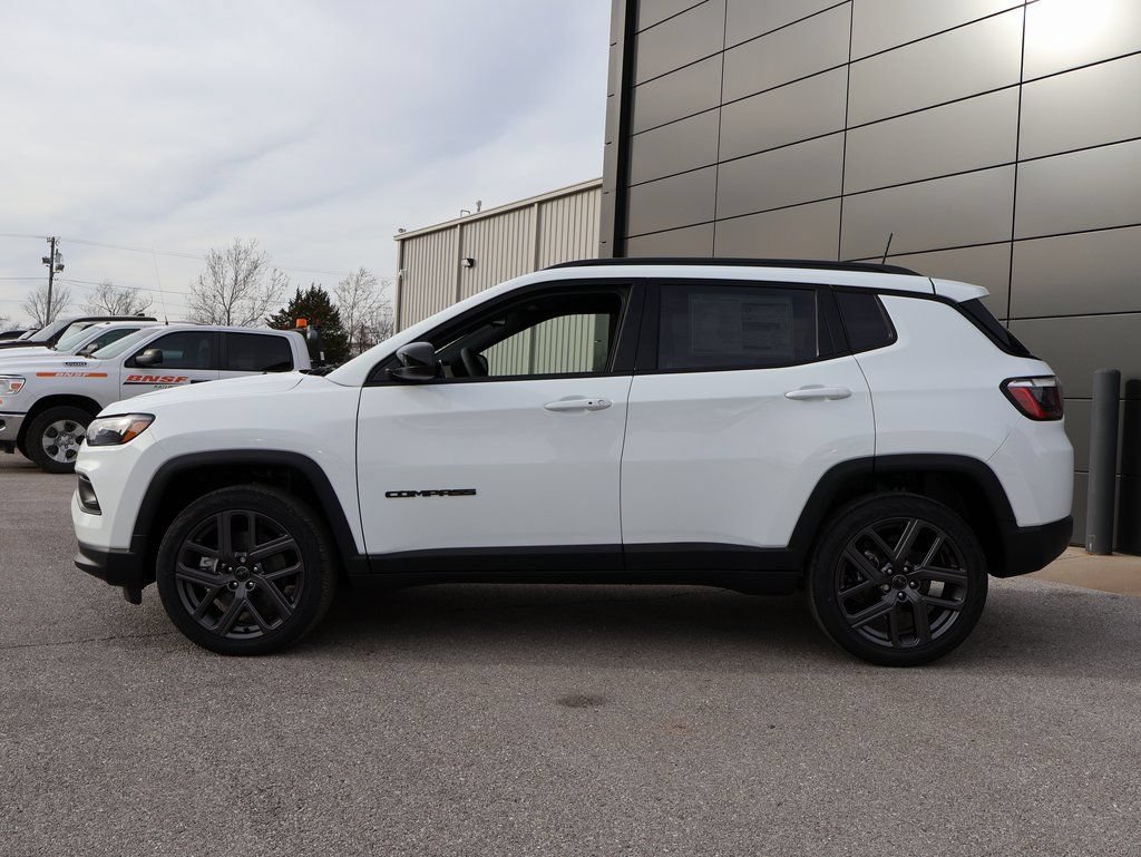 New 2026 Jeep Compass Latitude AWD/4WD image 2